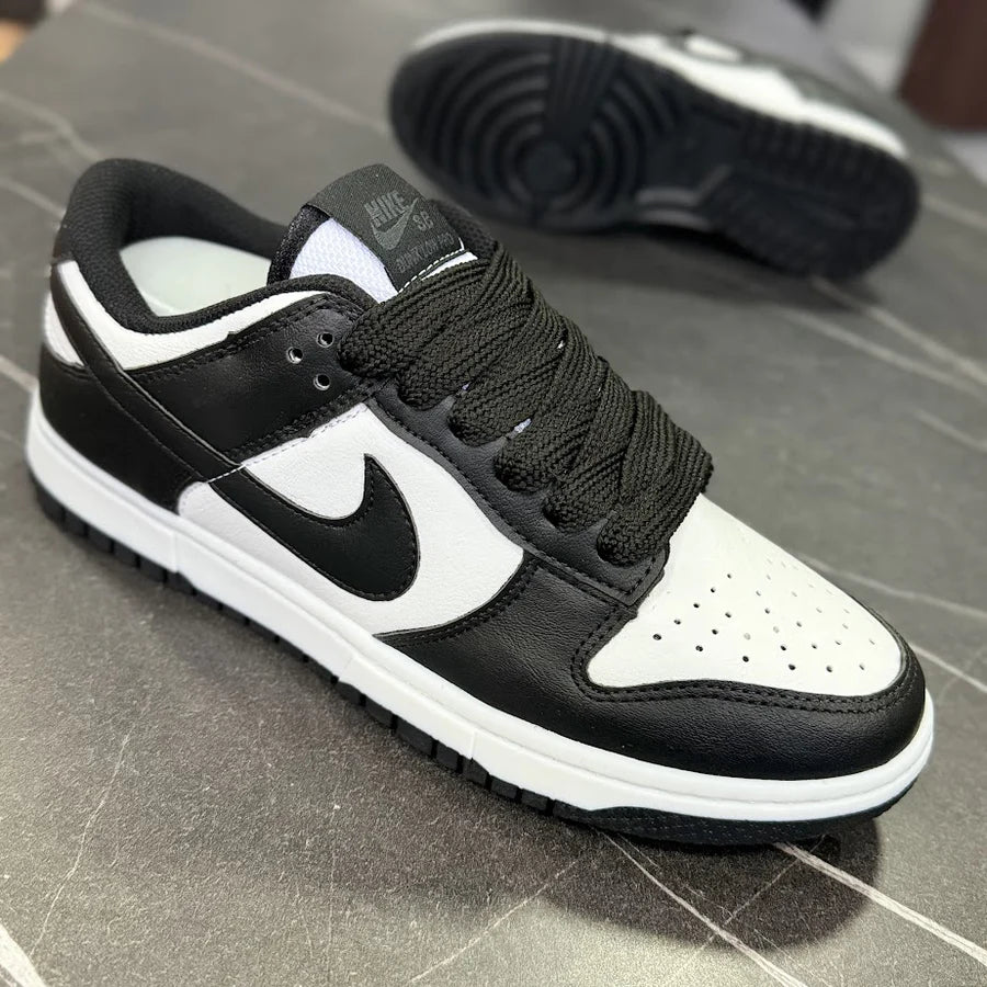 Nike Dunk Low Panda