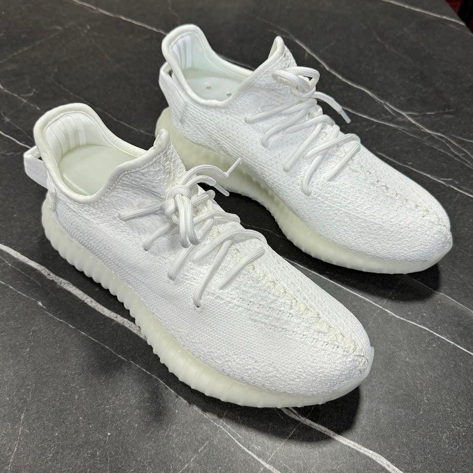 Adidas Yeezy - Outlet10.Gyn