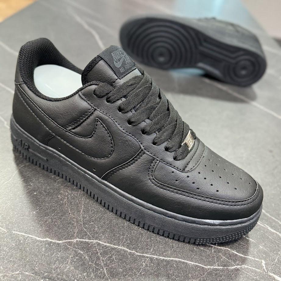 Nike Air Force 1 All Black - Outlet10.Gyn